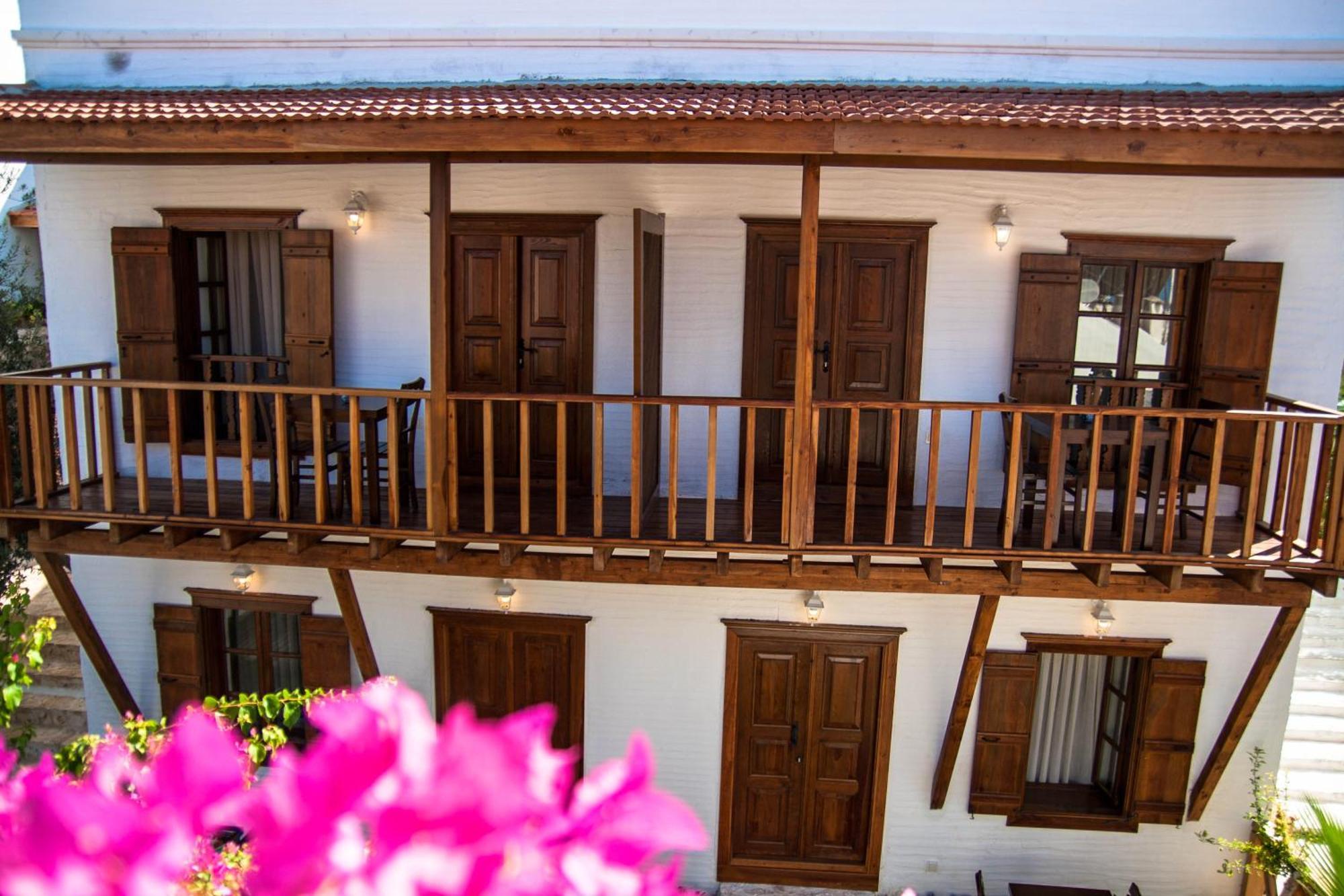 Hotel Courtyard Kalkan Exterior foto